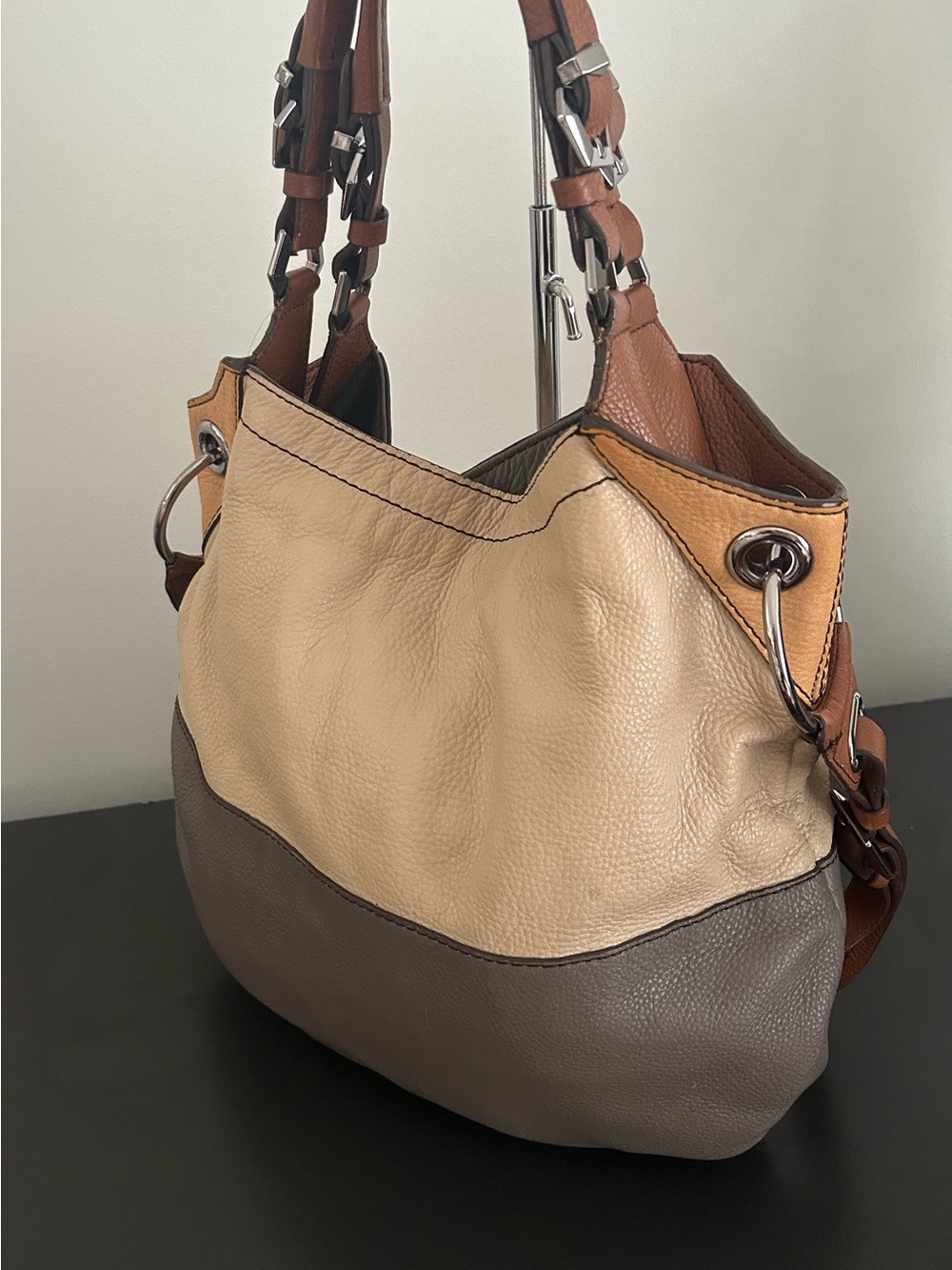 orYANY Colorblock Pebbled Leather Hobo Crossbody Shoulder Bag Beige Taupe - Picture 6 of 14